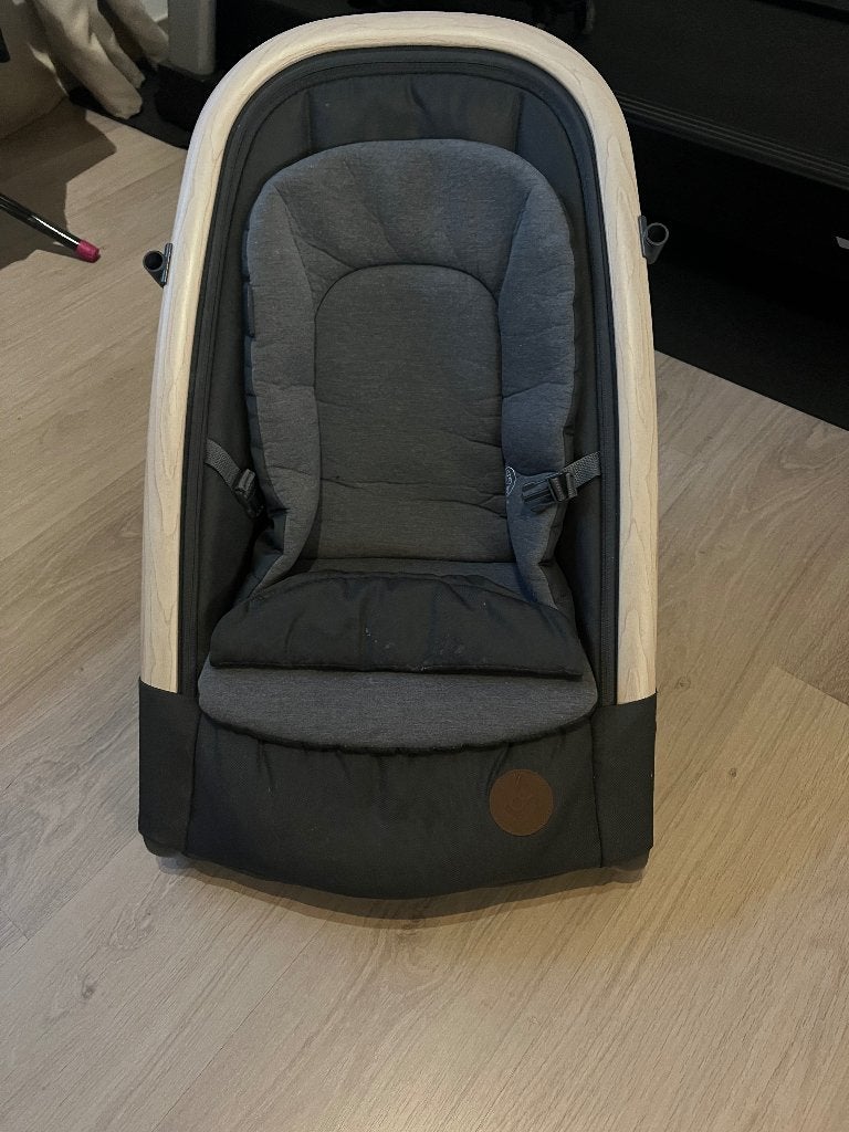 Babystoel, Ophalen, Zo goed als nieuw, Meegroeistoel