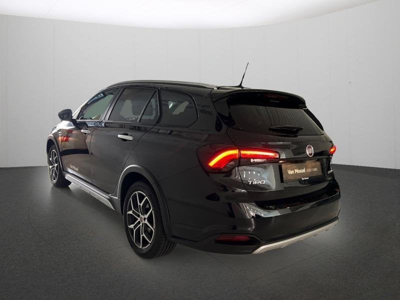 Fiat Tipo Station Wagon Cross 1.5 Hybrid 130, Auto's, Fiat, Stof, Zwart, 4 cilinders, Zwart