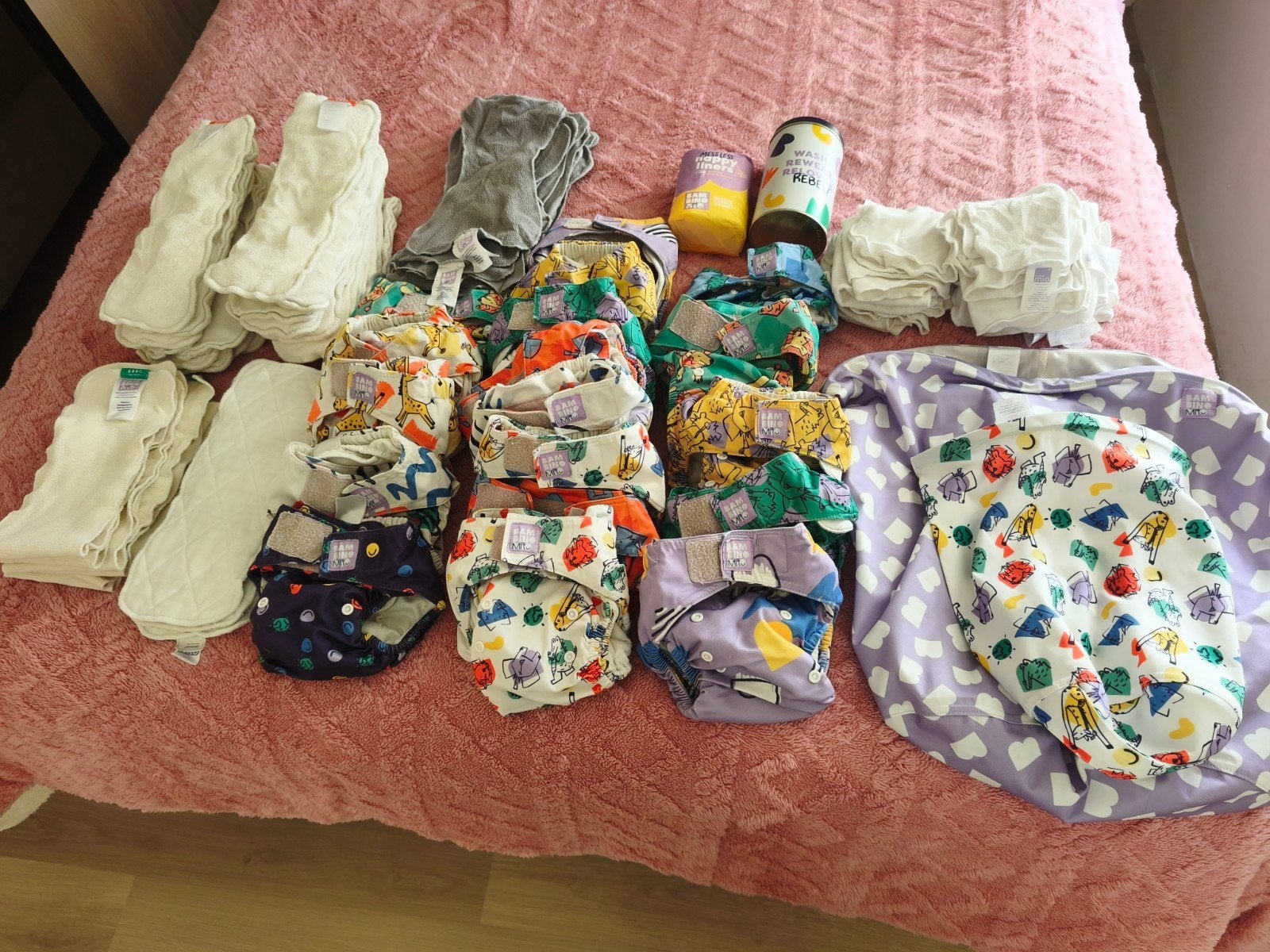 Lot complet de couches révolutionnaires Bambino Mio, Enfants & Bébés, Accessoires de mode pour bébé, Enlèvement ou Envoi, Comme neuf