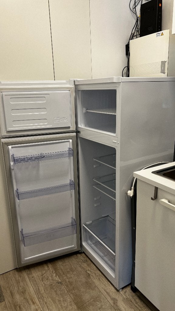 frigo + congélateur 177 litres A++, Avec compartiment congélateur, Comme neuf, 45 à 60 cm, 150 à 200 litres