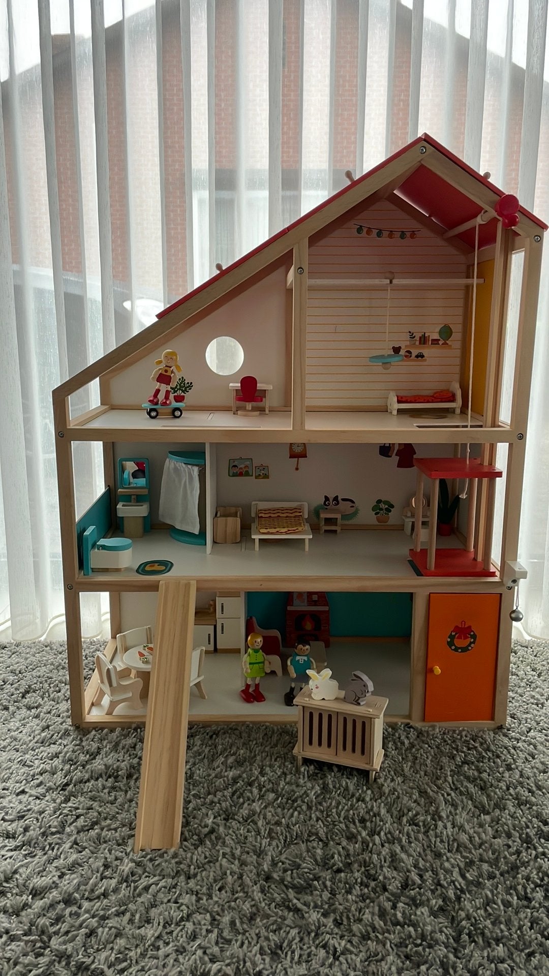 Poppenhuis, Ophalen, Zo goed als nieuw