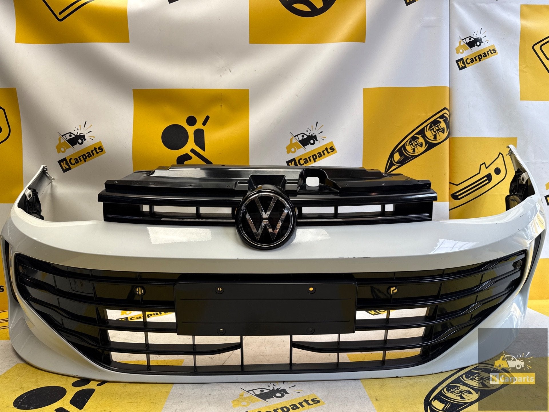 Pare-chocs avant Volkswagen Passat B9 Highline LED Complet 3, Info@fabrikant.eu, Fabrikant BV, Pare-chocs, Utilisé