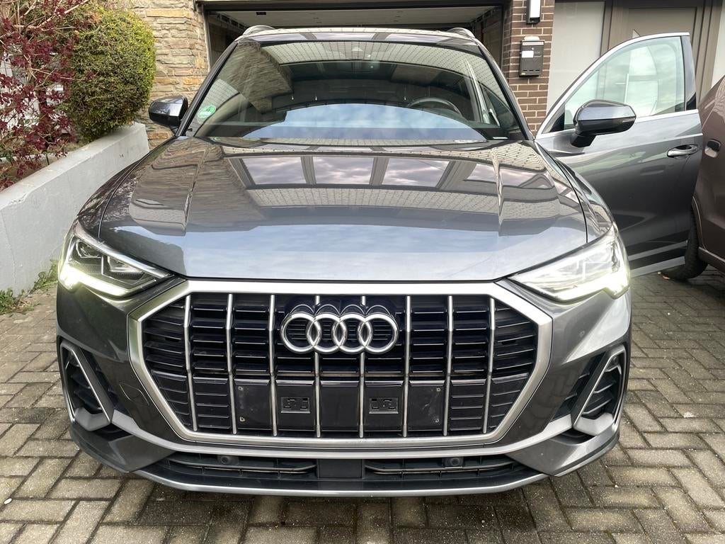 Audi Q3 S Line, Cuir, Achat, Noir, 5 portes