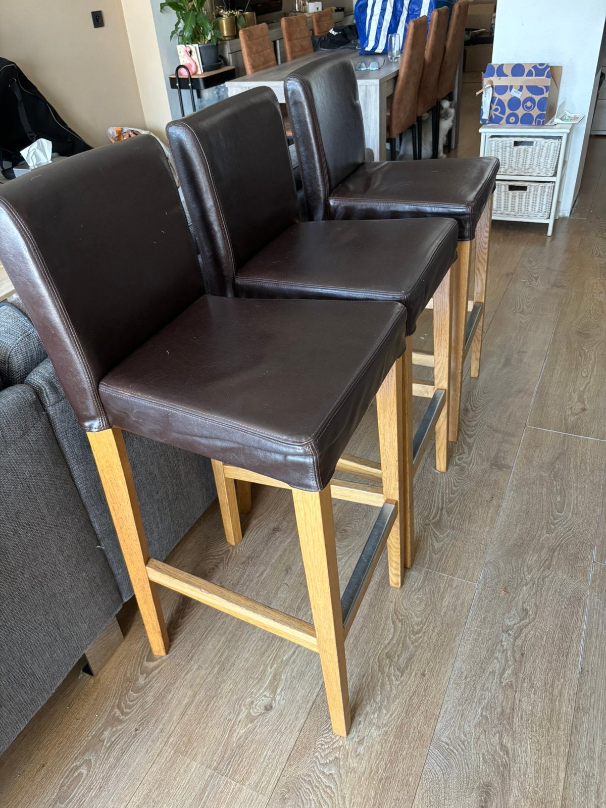 3 mooie barstoelen, Huis en Inrichting, Barkrukken, Ophalen, Kunststof, Gebruikt, Met voetsteun