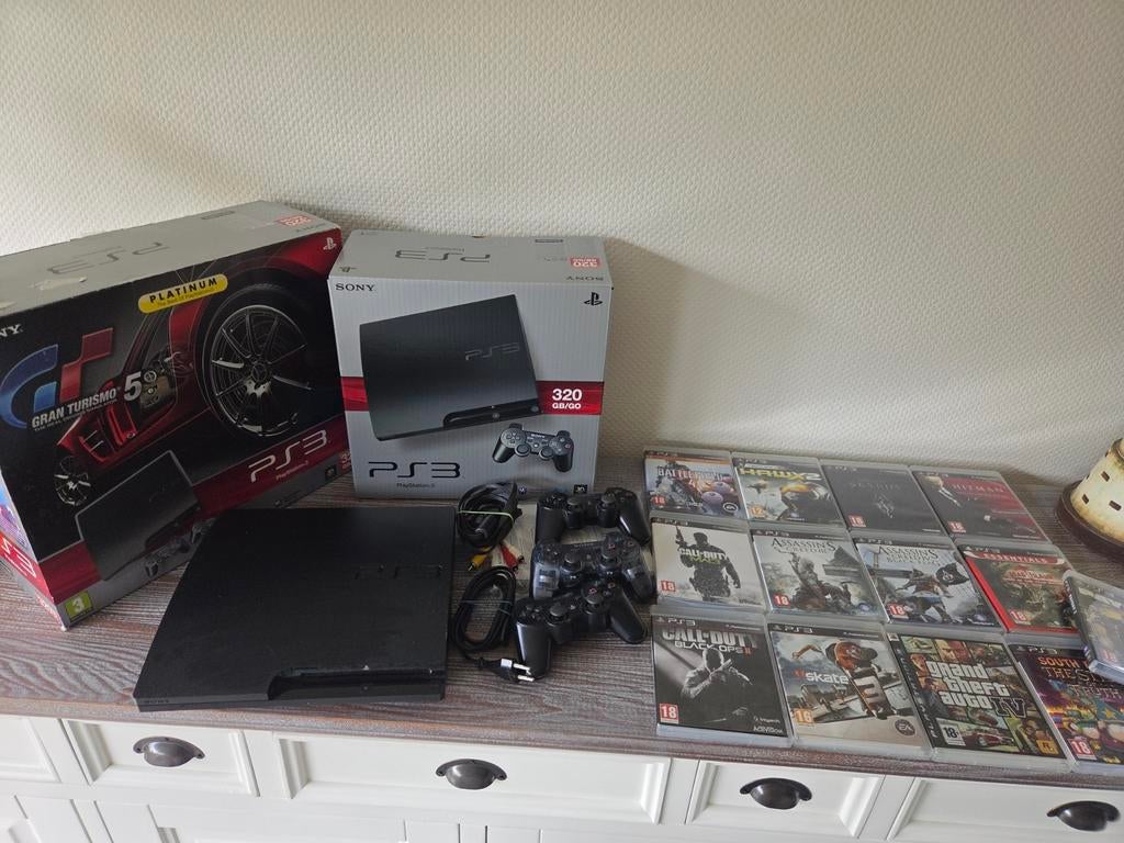 PS3 + 3 controllers en 13 games, Consoles de jeu & Jeux vidéo, Consoles de jeu | Sony PlayStation 3, Enlèvement