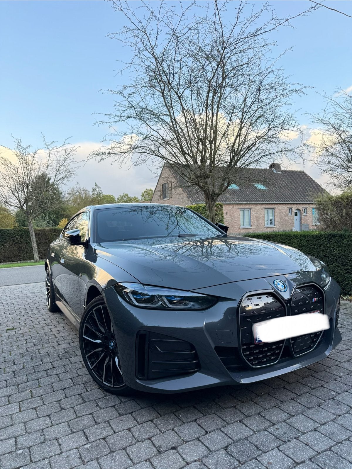 BMW i4 M50 xDrive | Véhicule avec TVA | Harman Kardon |, Autos, Argent ou Gris, Achat, Entreprise, Ordinateur de bord