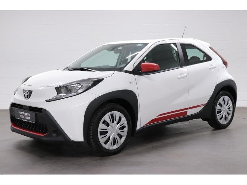 Toyota Aygo 1.0L MT X play LHD Toyota Aygo X 1.0L MT X play, Achat, Euro 6, Boîte manuelle, Noir
