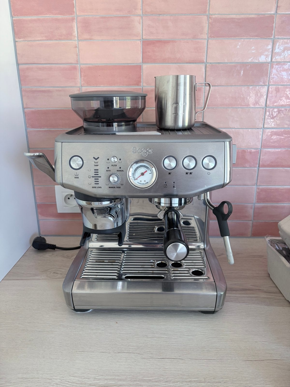 Sage The Barista Express, Electroménager, Cafetières, Enlèvement, Comme neuf