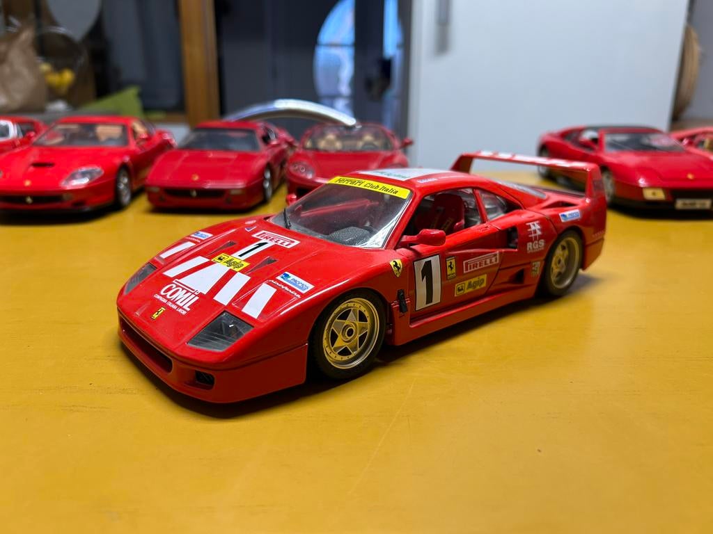 Ferrai f40, Enlèvement, Comme neuf, Burago