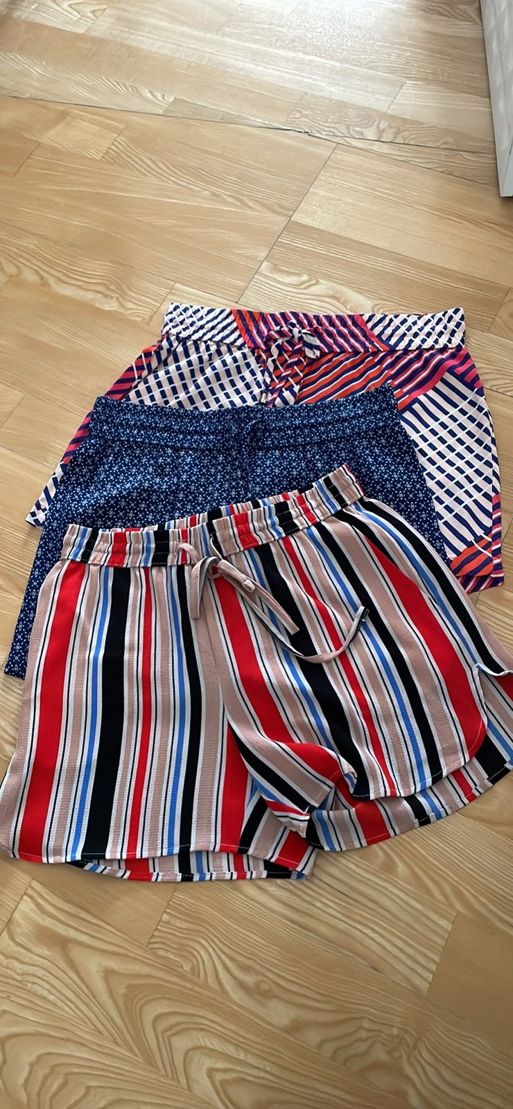 3 losse lichte shorts maat S, Kleding | Dames, Broeken en Pantalons, Ophalen, Zo goed als nieuw, Maat 36 (S)
