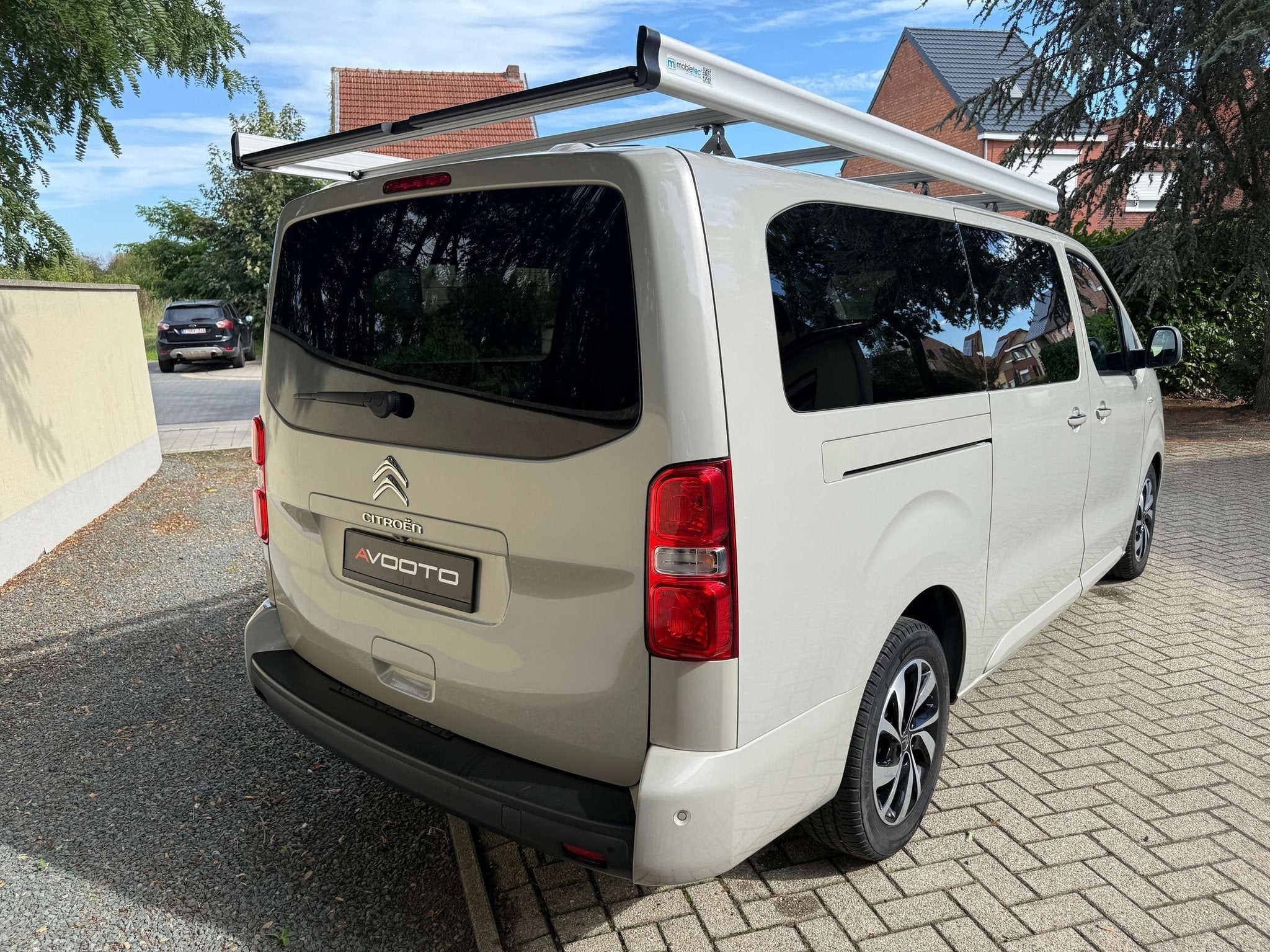 Citroën Jumpy Dubbel Cabine 2,0 HDi 177 PK AUTOM + NAVI + H, Autos, 177 ch, Euro 6, Entreprise, Noir