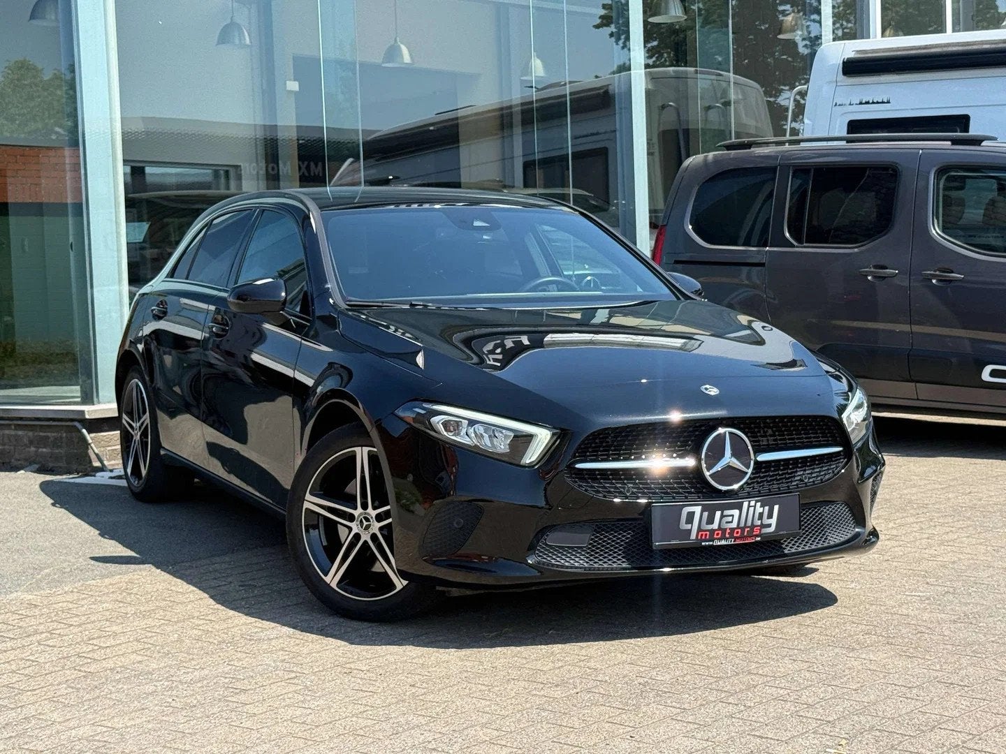 Mercedes-Benz A-CLASS 250 A 250 e PHEV Business Line, Auto's, Mercedes-Benz, Parkeersensor, Gebruikt, 4 cilinders, Zwart