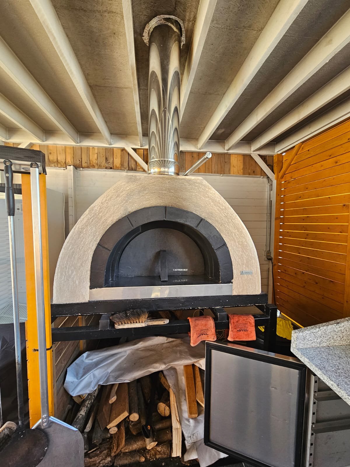 Professioneel  pizzeria, Ophalen, Zo goed als nieuw