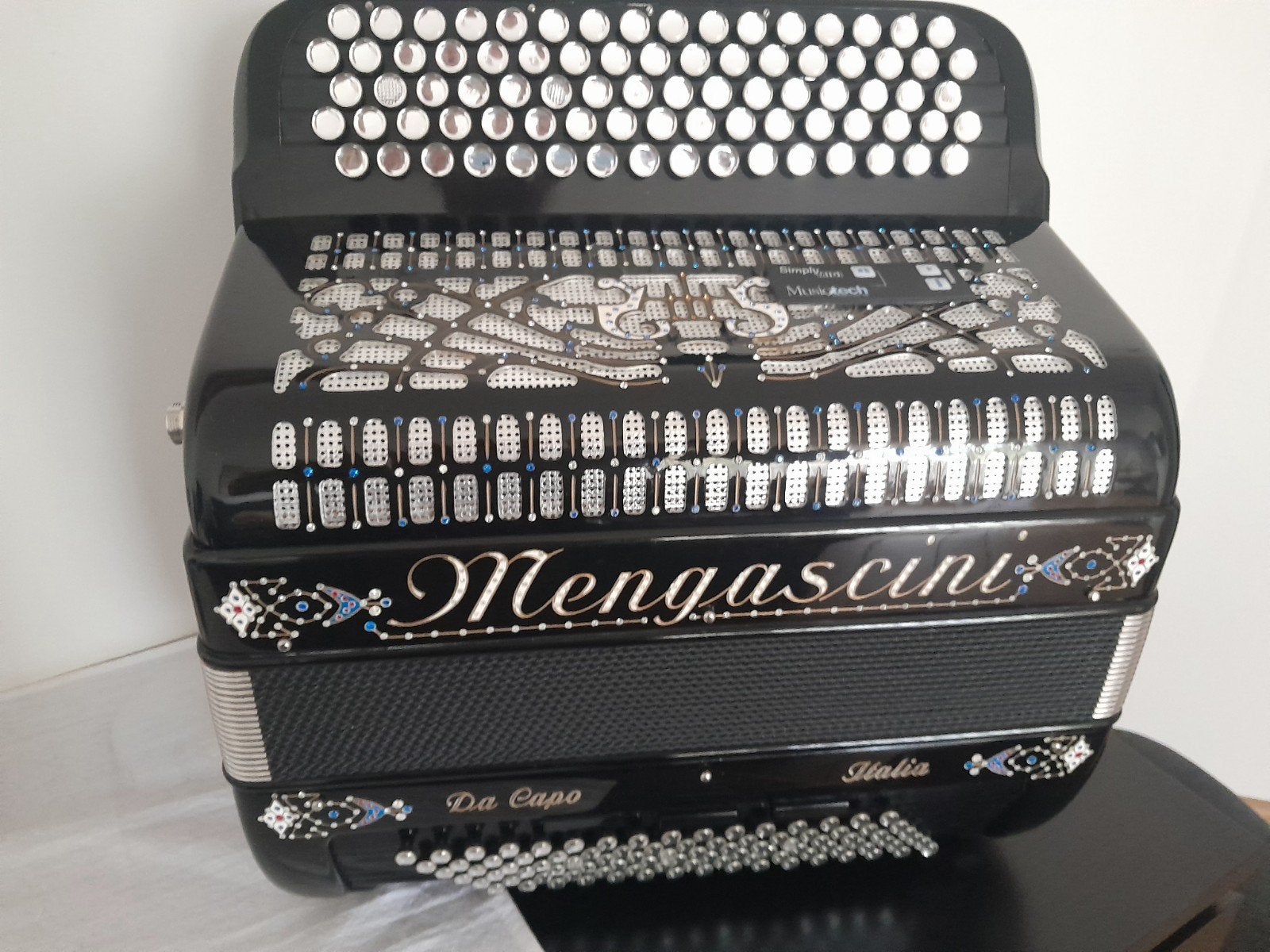 te koop. accordeon met midi, Enlèvement, Comme neuf, 96 basses, Accordéon à boutons