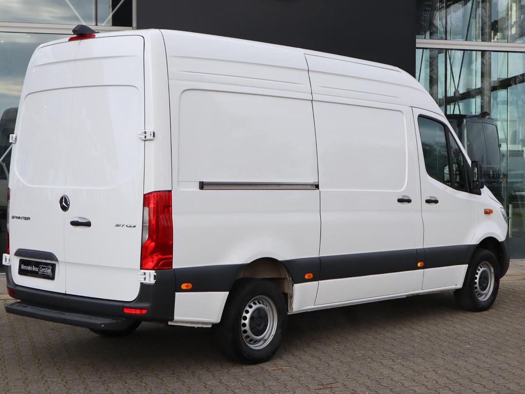 Mercedes-Benz Sprinter 317 CDI L2H2 FACELIFT LED AUT., Auto's, Bestelwagens en Lichte vracht, Automaat, 4 deurs, Gebruikt, Euro 6