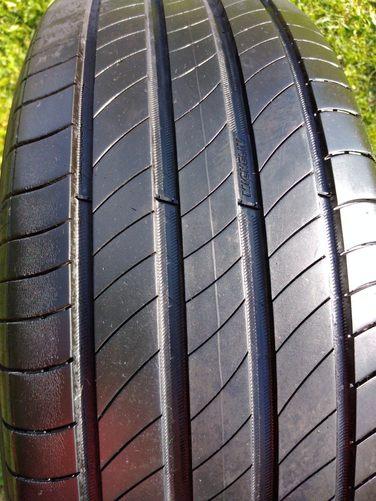 Deux Pneus Été MICHELIN PRIMACY 4 " 215/55 R17 - 94 V ", 215 mm, Véhicule de tourisme, Pneus été, Enlèvement