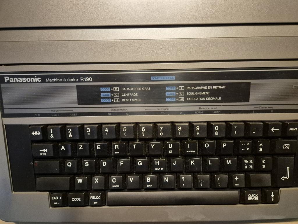 Machine à écrire électronique portable Panasonic KX-R 190, Enlèvement, Utilisé
