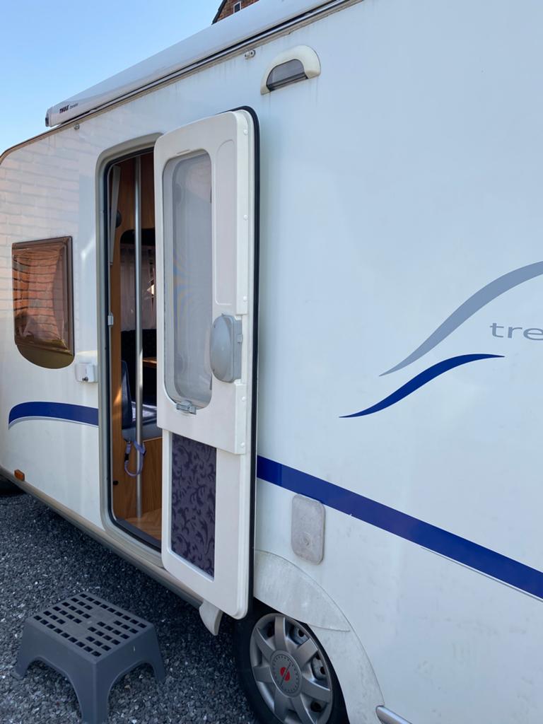 Caravan Burstner 2006, Caravans en Kamperen, Caravans, Vast bed, Rondzit, Particulier, Bürstner
