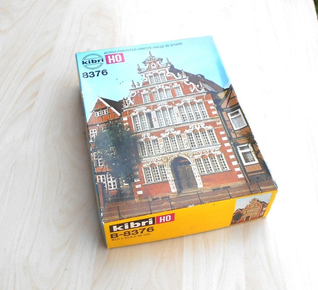 kibri H0 supermooie stadswoning - nieuw in ovp, Ophalen of Verzenden, Nieuw, Brug, Tunnel of Gebouw