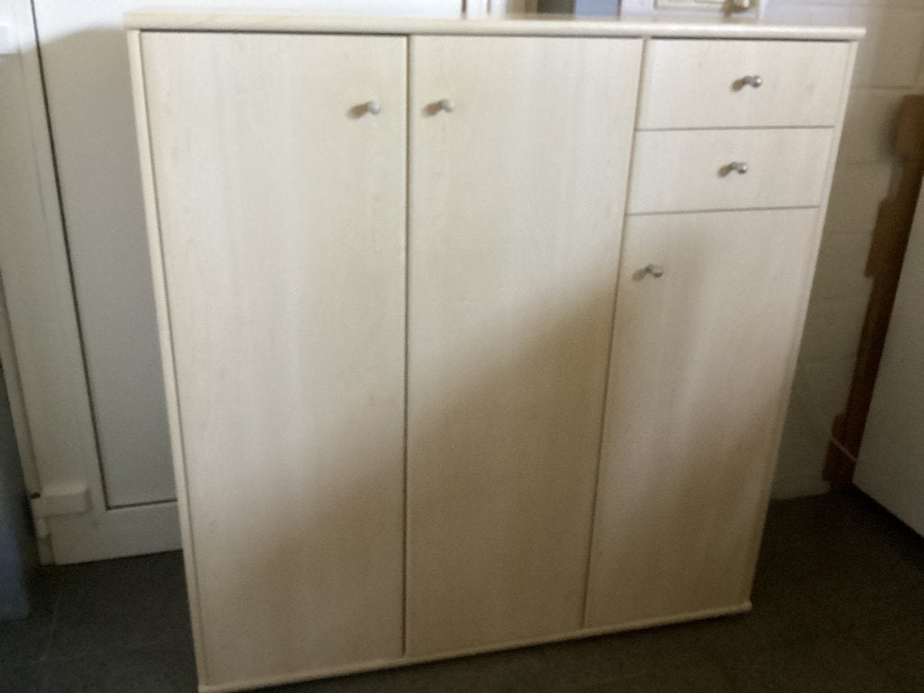 casiers, Utilisé, Moderne look, Autres essences de bois, 150 à 200 cm