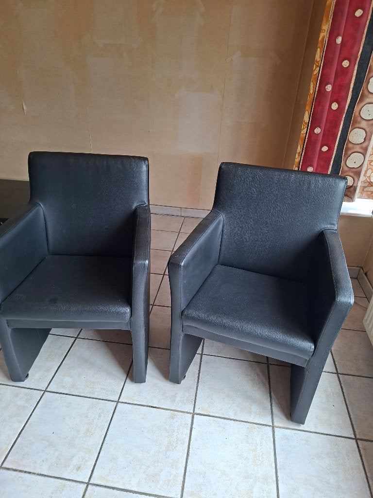 4 zwarte zetels, Maison & Meubles, Chaises, Comme neuf, Synthétique, Enlèvement, Quatre