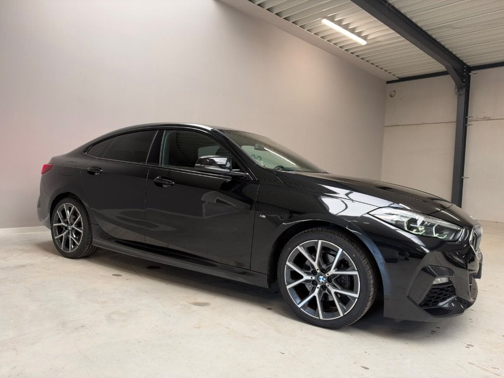 BMW 218i Gran Coupe M Pack Led Navi Leder Lineass BT Pdc, Autos, Achat, Euro 6, Entreprise, Carnet d'entretien