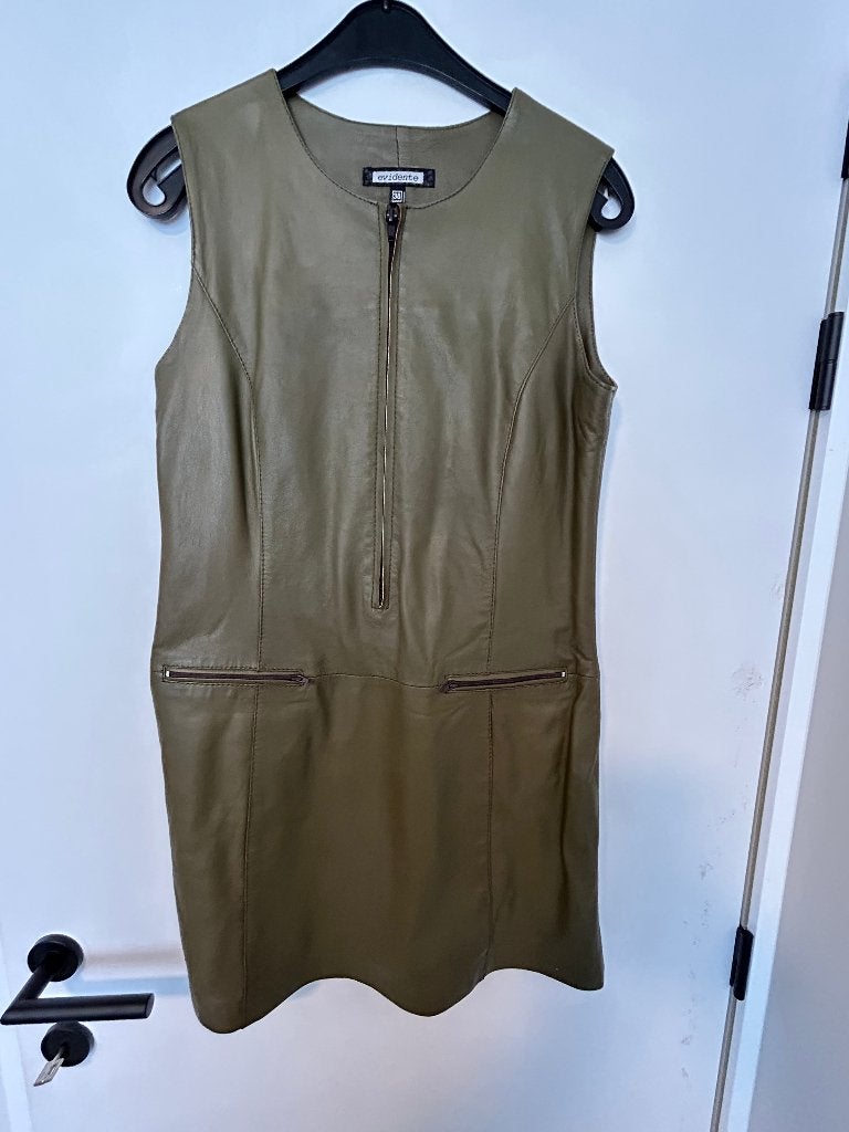 Tapis en cuir vert, Enlèvement, Porté, Taille 38/40 (M), Vert