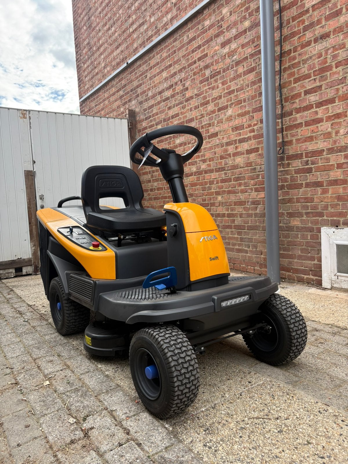 STIGA Swift 372e – NIEUW 2025, Jardin & Terrasse, Tondeuses à gazon, Neuf, Tondeuses à gazon sur batterie, Démarrage électrique
