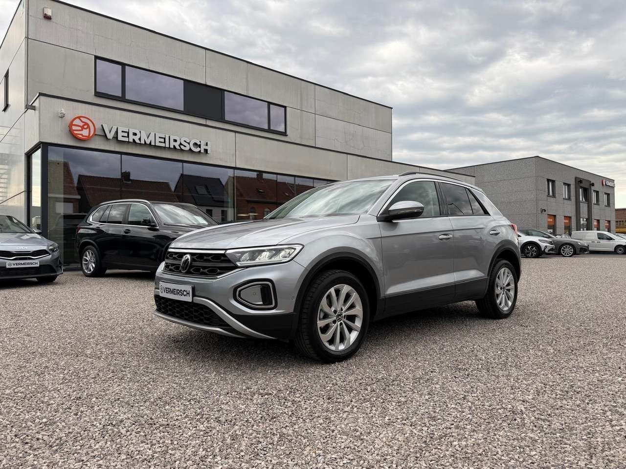 Volkswagen T-Roc T-Roc 1.5 TSI Life Business DSG*CAMERA*APP, Auto's, 1498 cc, Zwart, 4 cilinders, 0 kg