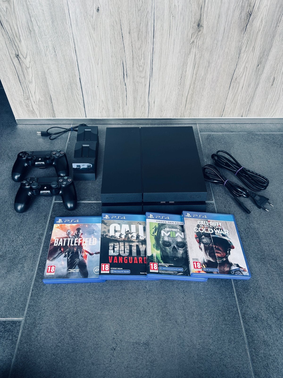 Playstation 4 de 1To (CUH-1216B), Consoles de jeu & Jeux vidéo, Enlèvement ou Envoi, Comme neuf