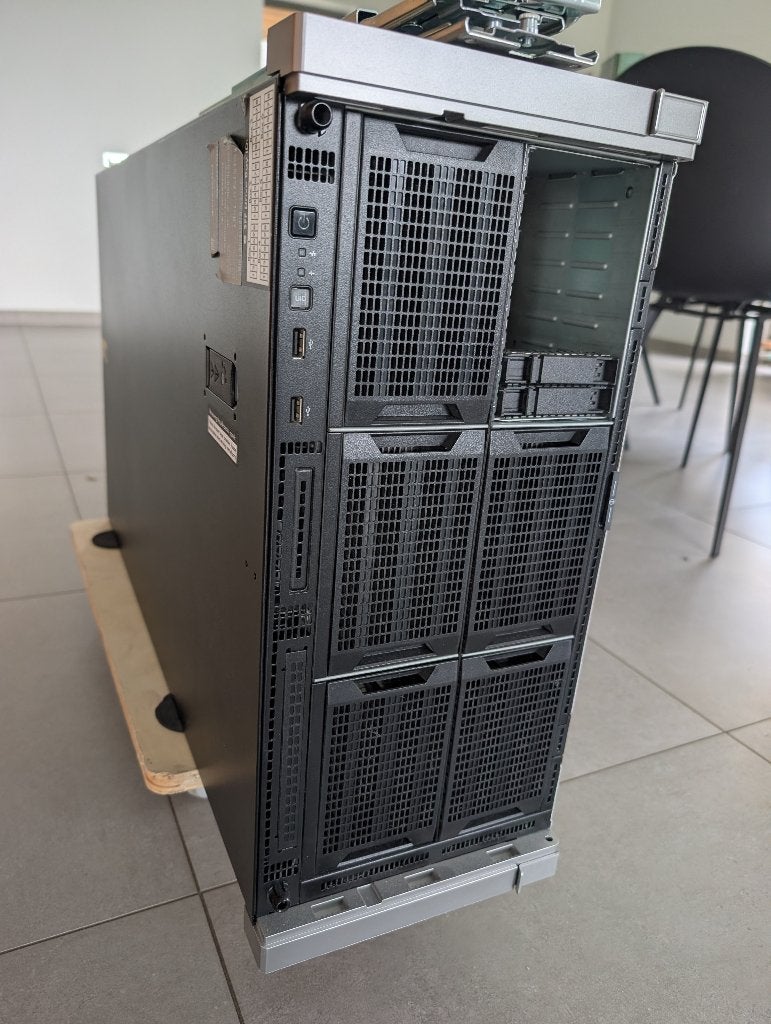 HPE ML350 Gen9 server (40 threads / 256GB /railkit/dualPSU), Computers en Software, Ophalen, Zo goed als nieuw, 256 GB