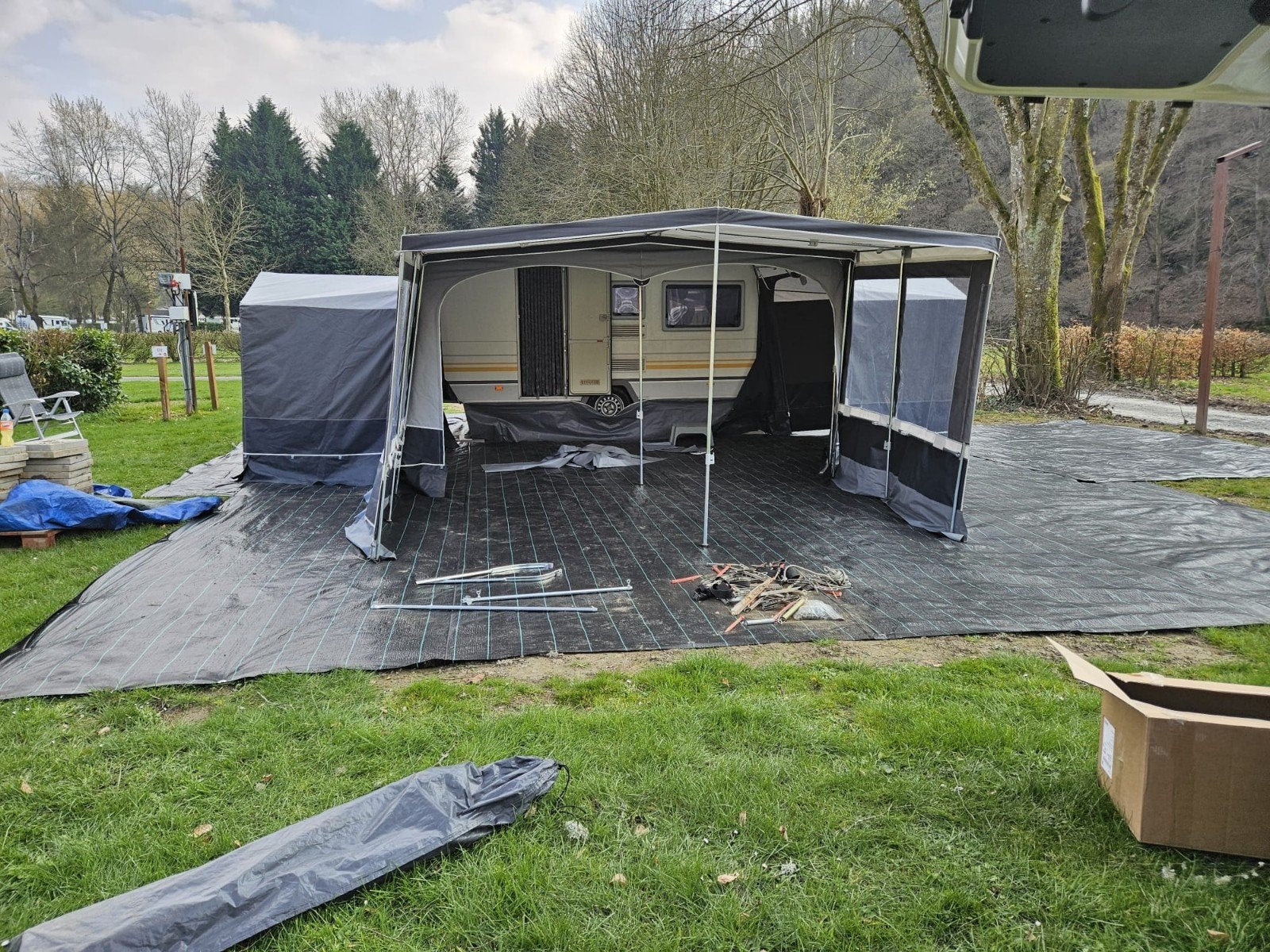 knaus sudwind, Caravans en Kamperen, Particulier, Knaus, Dwarsbed, Tot en met 4
