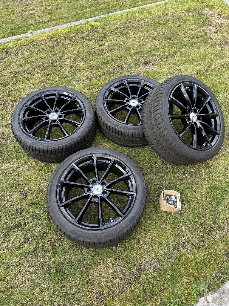autobanden met velgen 19 inch, Auto-onderdelen, Banden en Velgen, Velg(en), Winterbanden, Personenwagen, Ophalen