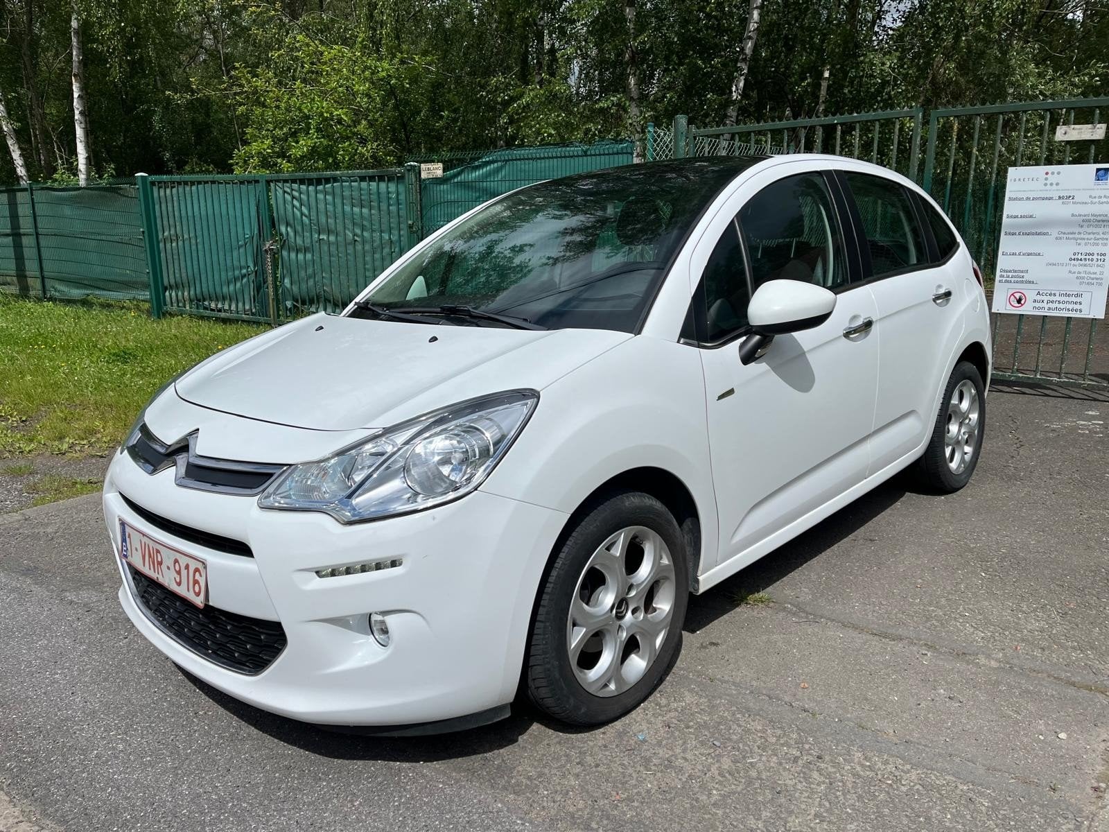 CITROËN C3 EXCLUSIVE 1.2 2016 EURO 6B CARNET SUPER ETAT! Prê, Auto's, Euro 6, Particulier, Panoramadak, C3