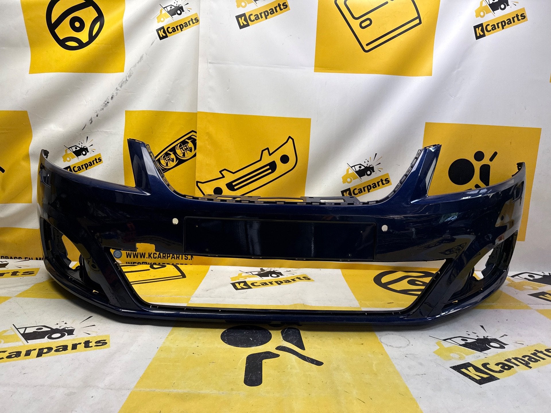 Seat Alhambra voorbumper KLS PDC 7N5807221A, Gebruikt, Voor, Autovia A-2, Km 585 585
08760  Martorell, ES, SEAT S.A.