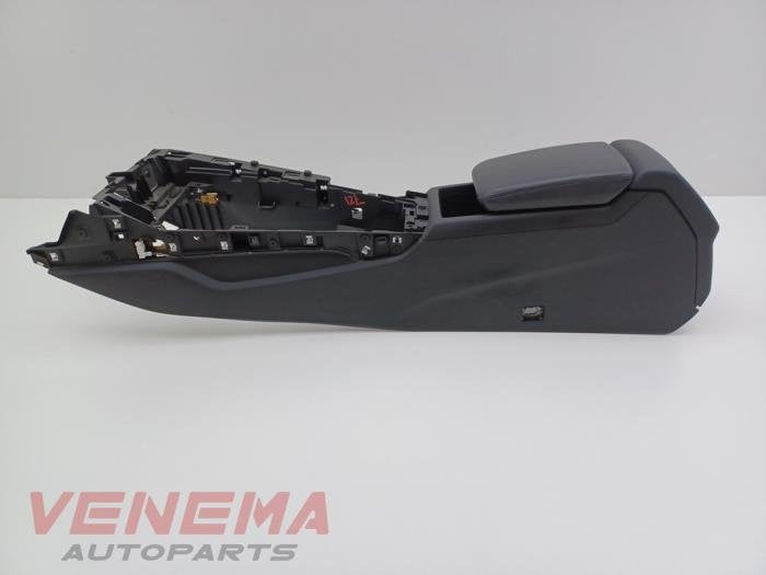 Middenconsoles van een Audi A5, Gebruikt, -, -, -
