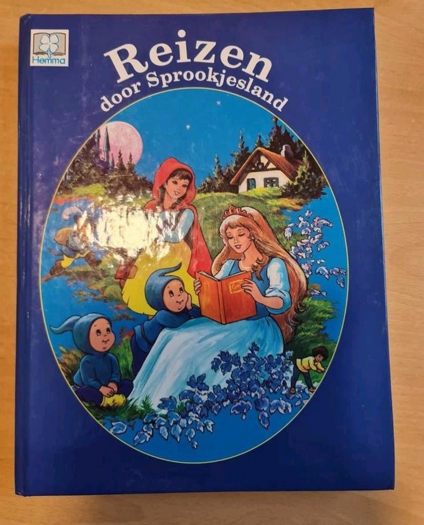 Boek : reizen door sprookjesland / Peppelenbosch Ciny, Ophalen of Verzenden