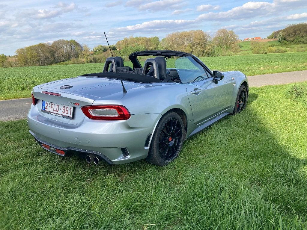 124 ABARTH ST, Autos, Cuir, Achat, Noir, 2 portes
