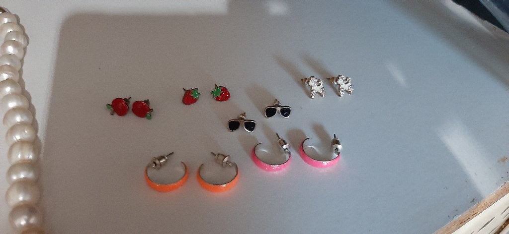Oorbelletjes, hangers, ringen en armbanden, Handtassen en Accessoires, Ophalen, Zo goed als nieuw, Overige materialen