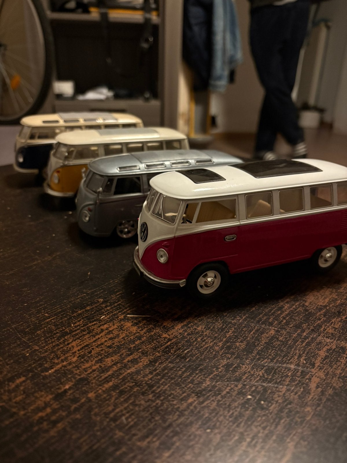 Van vw de collection 1/24, Enlèvement, Utilisé, Voiture