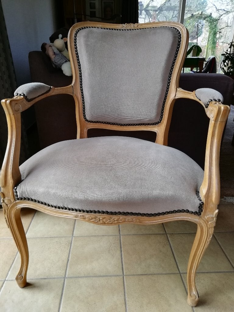 2 sièges anciens restaurés., Enlèvement, Autres matériaux