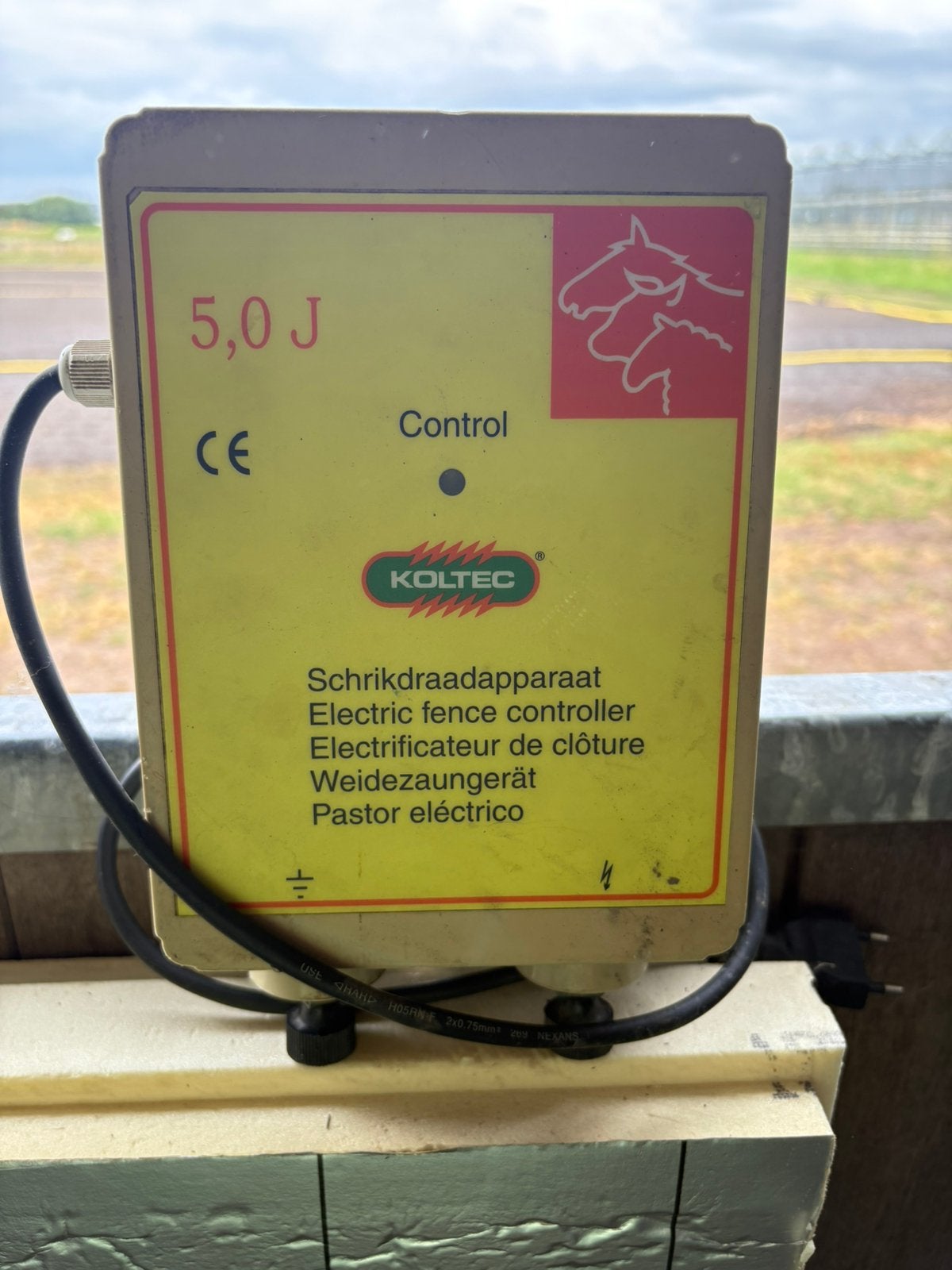 Koltec Aparaat op netstroom van 5,0 joule, Animaux & Accessoires, Chevaux & Poneys | Autres trucs de cheval, Enlèvement, Utilisé