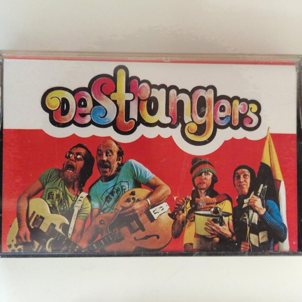 De Strangers | casstte, Enlèvement