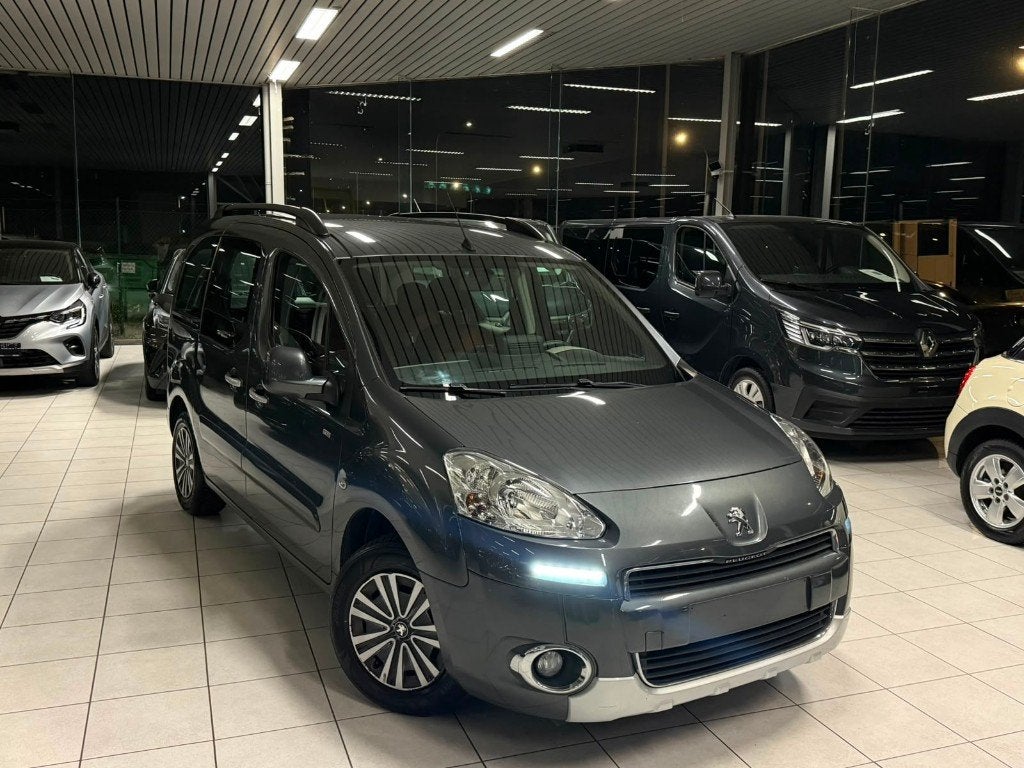Peugeot Partner Style Tepee 1.6e-HDi 68kW Euro 5b, Autos, Euro 5, Achat, Entreprise, Boîte manuelle