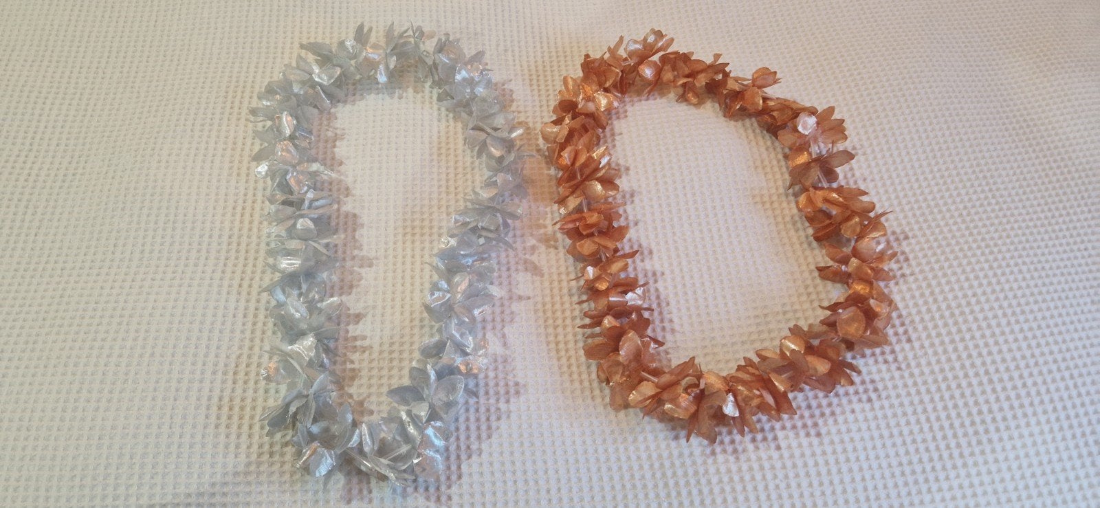 Couronnes de fête (NOUVELLES), Enlèvement