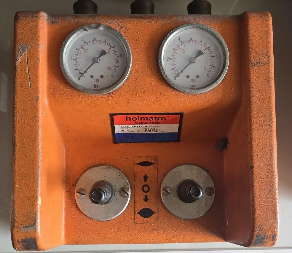 holmatro type hdc 8u rescue control box  8 bar-116 psi, Enlèvement, Utilisé