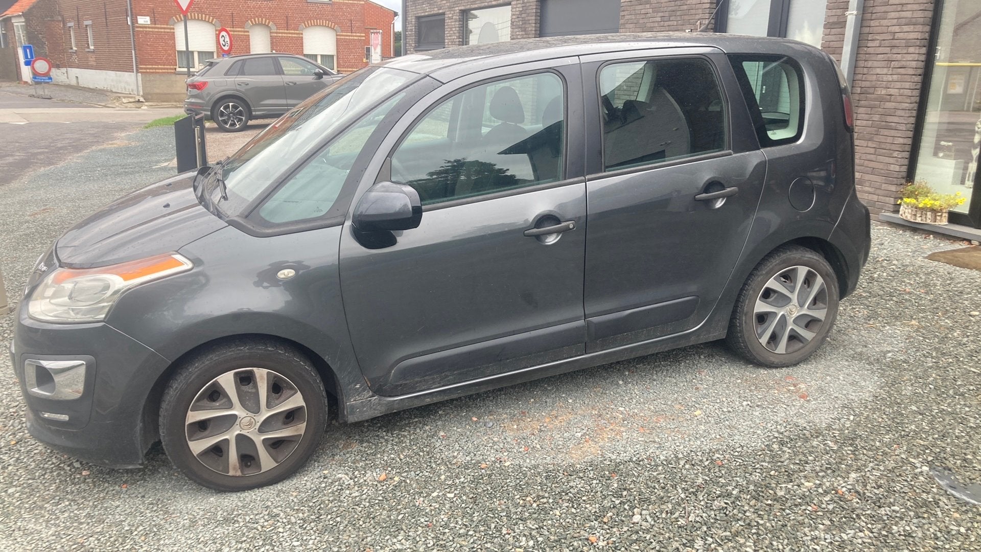 Citroen C3 Picasso 1,6L diesel 06/2013 68kw euro5 281000km 5, Voorwielaandrijving, Euro 5, Zwart, 5 deurs