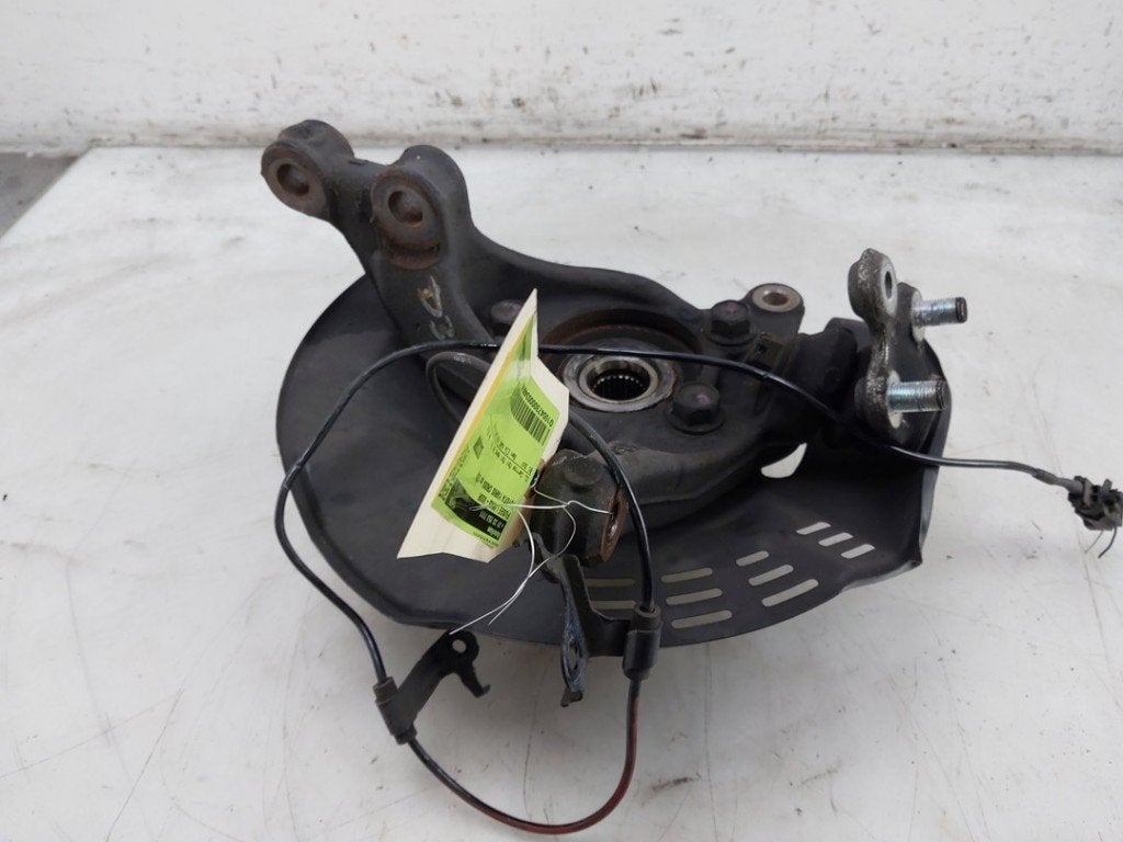 FUSEE AVANT GAUCHE Yaris Cross (PB1 / PJ1) (|4321202410|), Kundenbetreuung@toyota.de, Toyota, Utilisé, Toyota-Allee 2
50858  Köln, DE