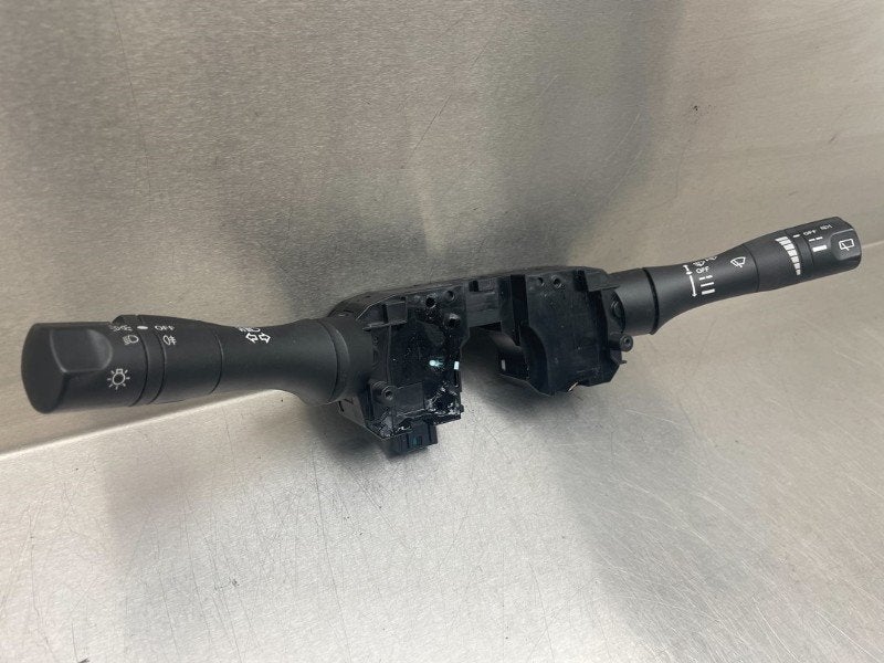 COMBISCHAKELAAR STUUR Nissan Micra (K13) (01-2010/03-2017), Gebruikt, Nissan