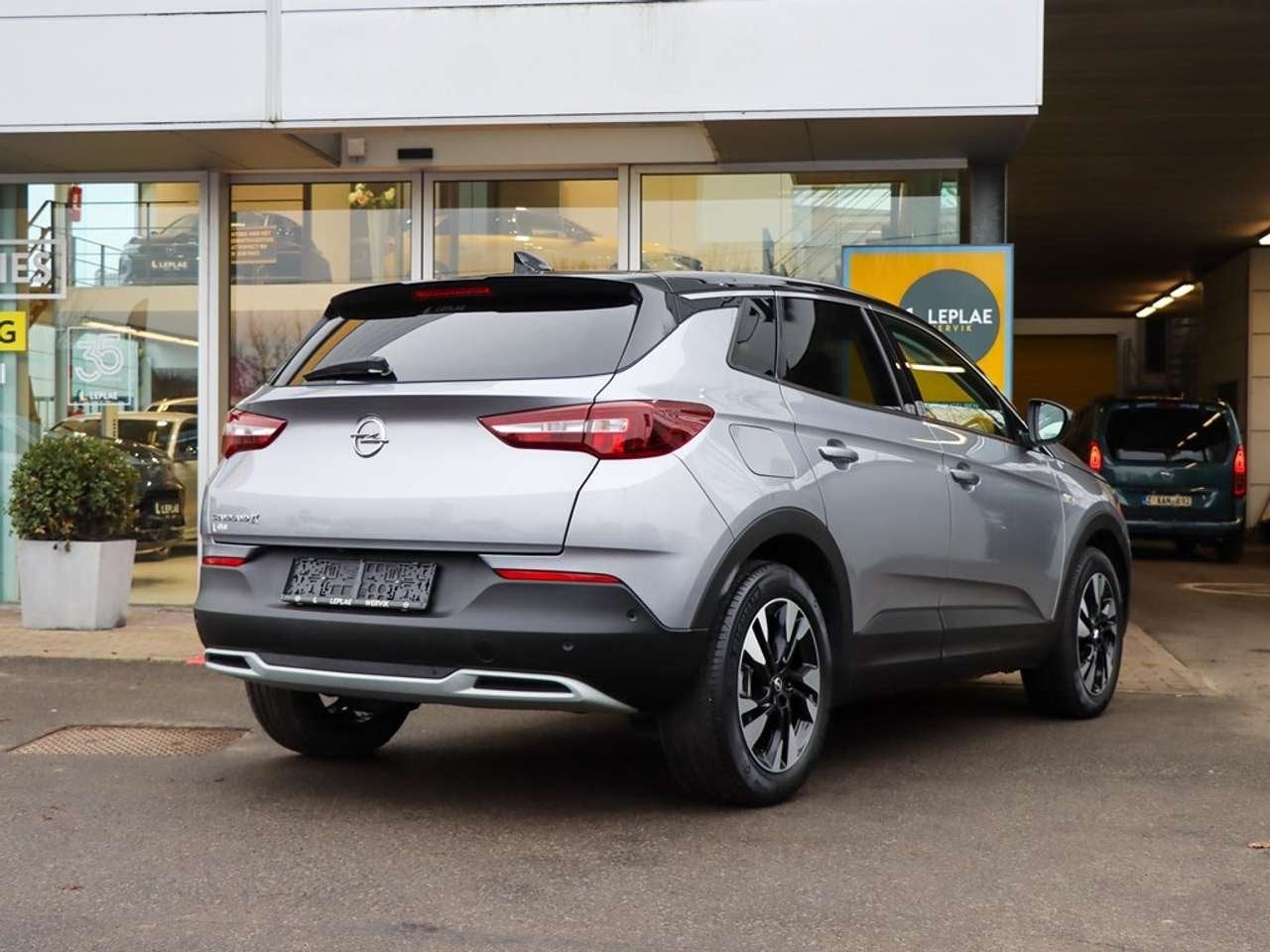 Opel Grandland X INNOVATION 1.2T  AT8 130PK |LED|NAVI|CAMER, 1199 cc, 0 kg, 146 g/km, Bedrijf
